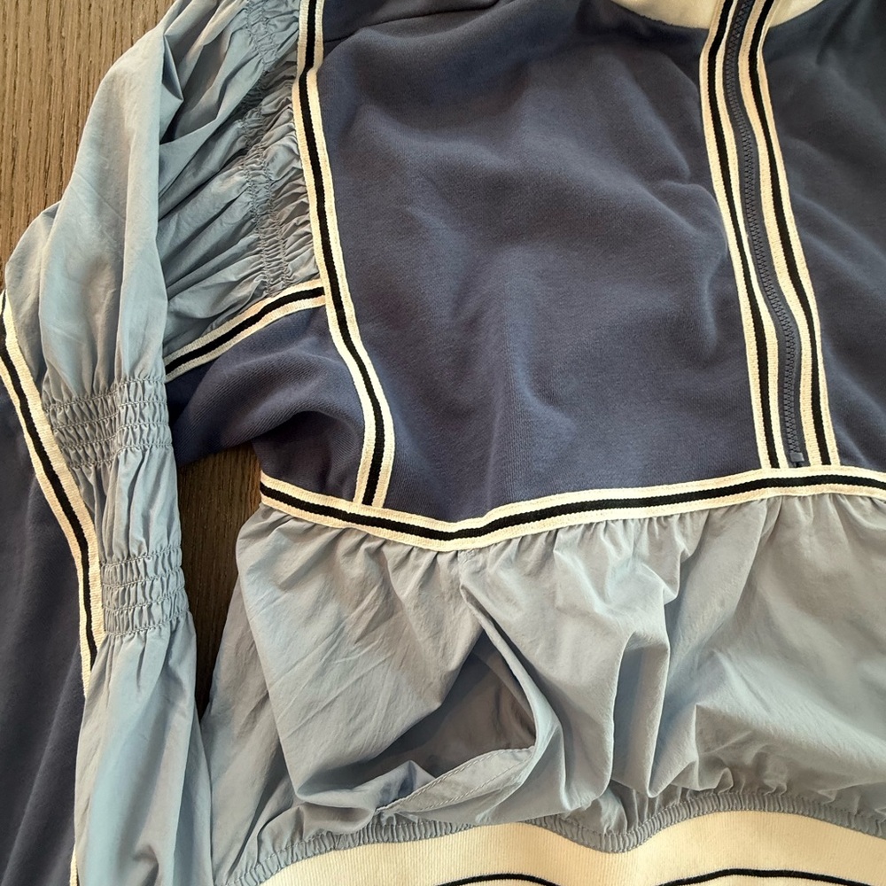 🌟 Anthropology Daily Practice Color-block Pullover - Picture 8 of 9